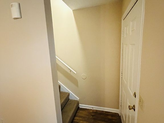 4th image of 950 Palmer Dr APT 10