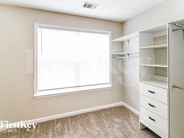 8012 Mustang Ln — Photo 14