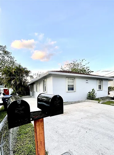 5911 Liberty St #5913 Photo 1 5911 Liberty St #5913 Photo 1