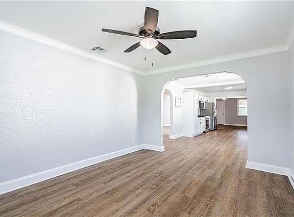 4th image of 3815 Cypress St