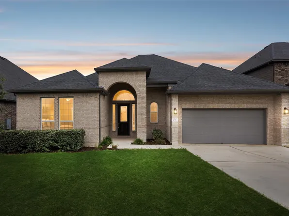 298 Wild Pecan Loop, Buda, TX 78610