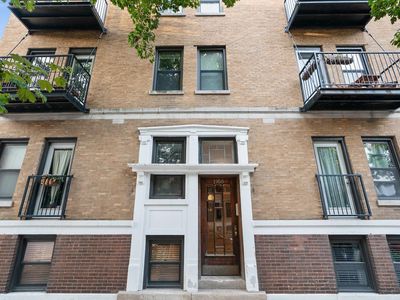 1958 W Byron St #G, Chicago, IL, 60613