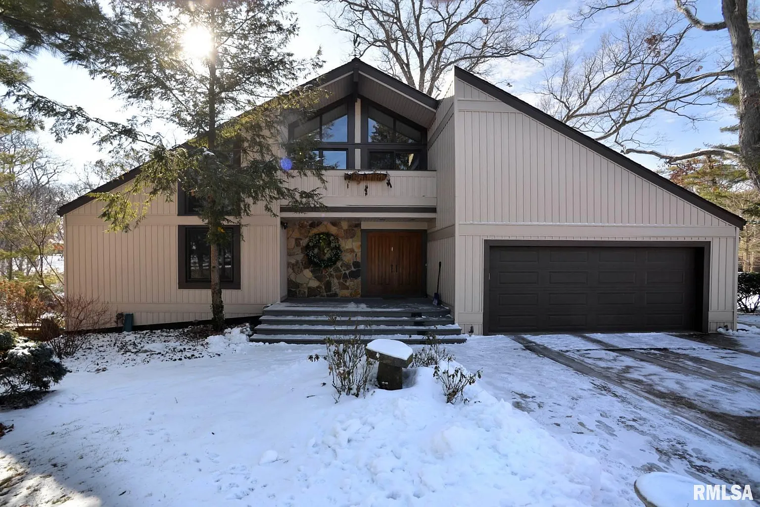 2412 E Bishop Ave photo 1