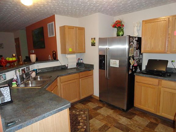 4th image of 6012 Pennington Creek Dr
