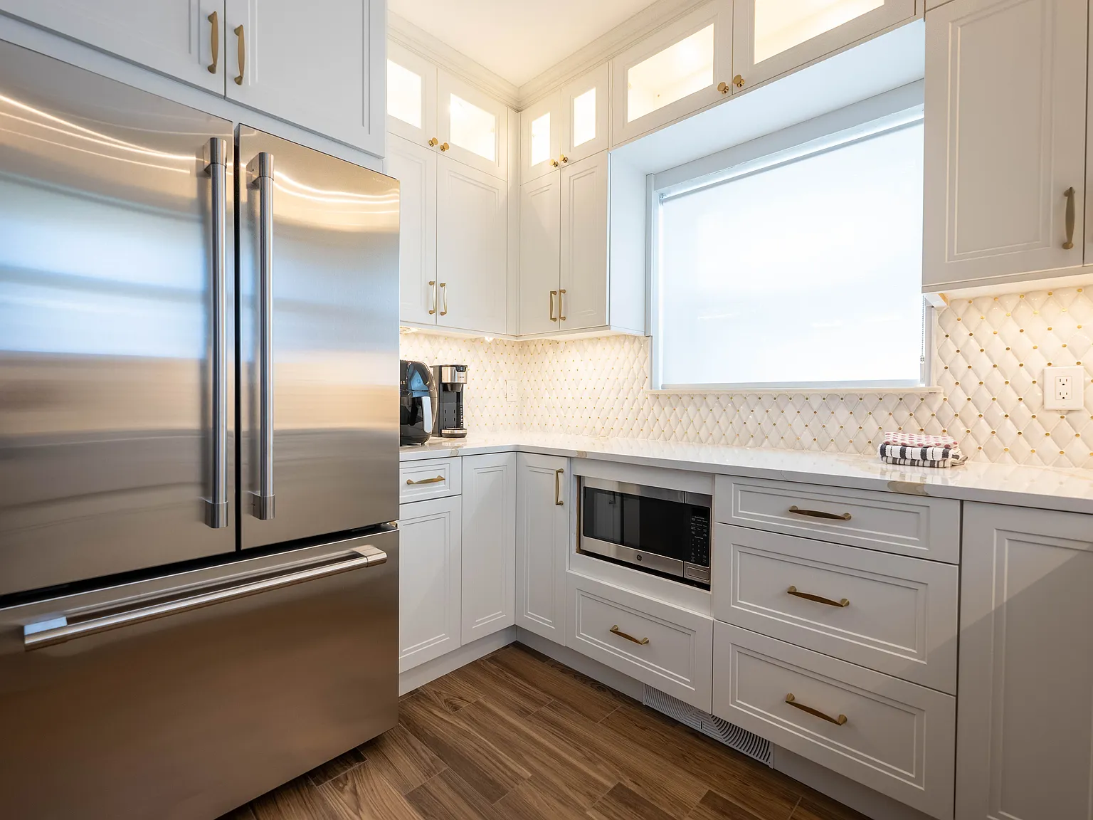 3 bed, 3400 sqft, $5,500 — Photo 3