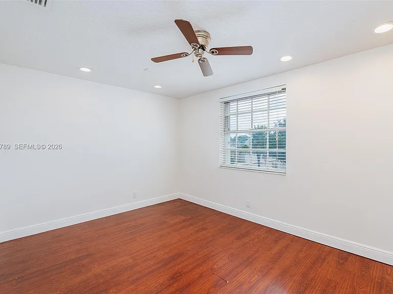 305 S Ketch Dr — Photo 15