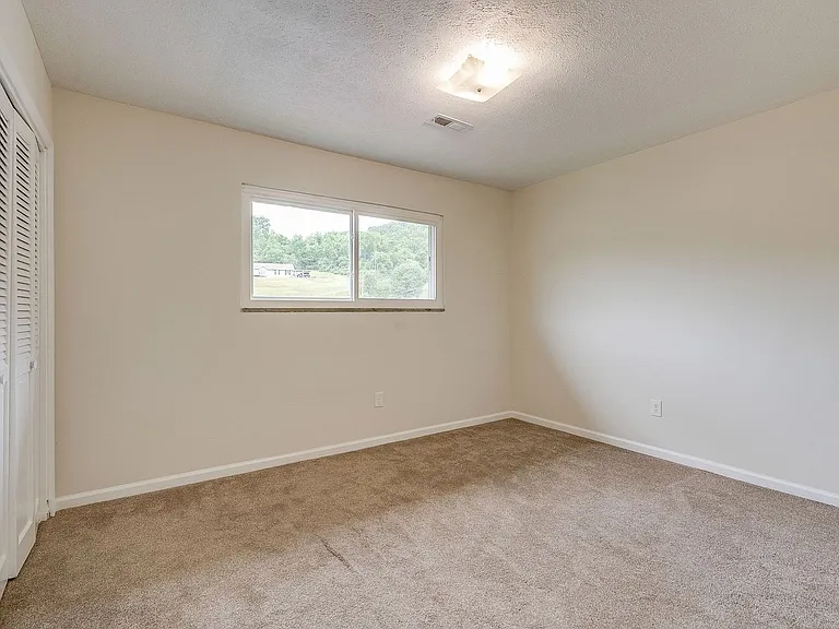 364 Fir St — Photo 10