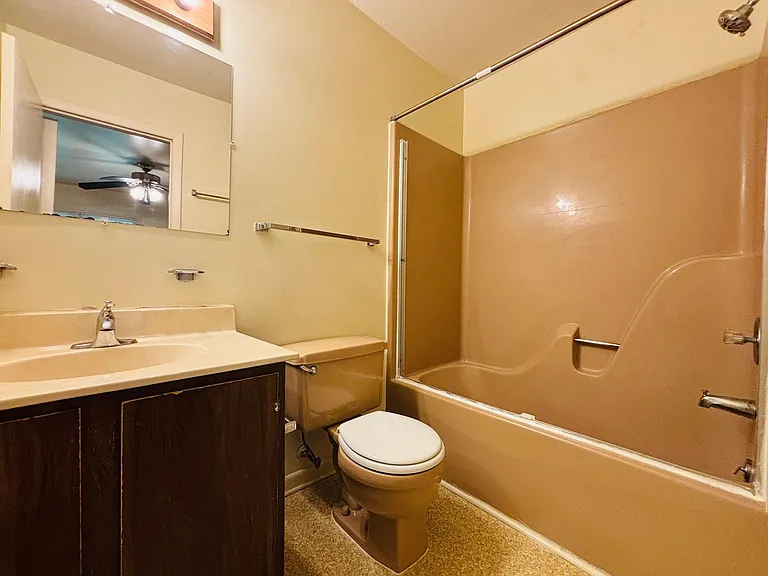 316 Shenandoah Cir — Photo 15
