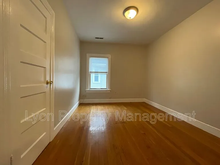 23 Villa Ave #3 — Photo 6
