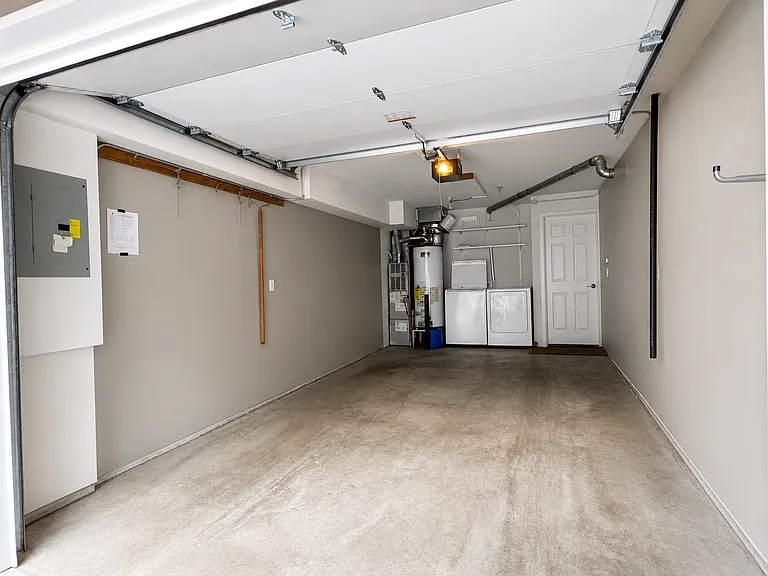 321 SE Orchard Dr #1-27 — Photo 18