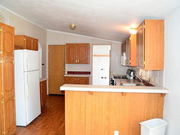 3rd image of 6148 Shenandoah Ave