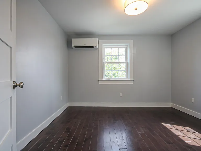 137 York St — Photo 29
