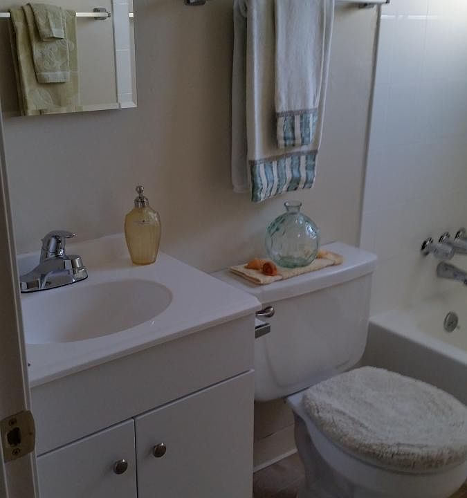 2nd image of 639 Kodiak Ct APT 4