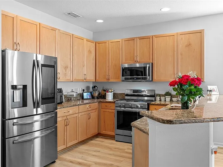 19419 Red Sky Ct — Photo 16