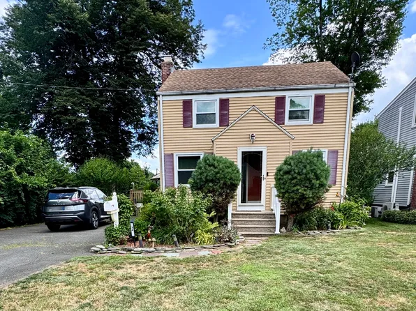 34 Federal Street, West Hartford, CT 06110