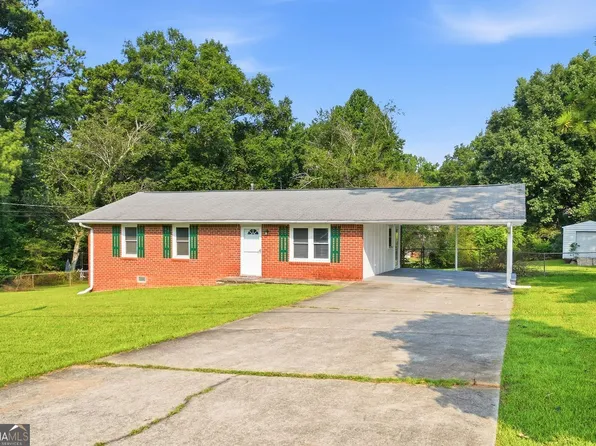 1465 E Highpoint Dr, Douglasville, GA 30134