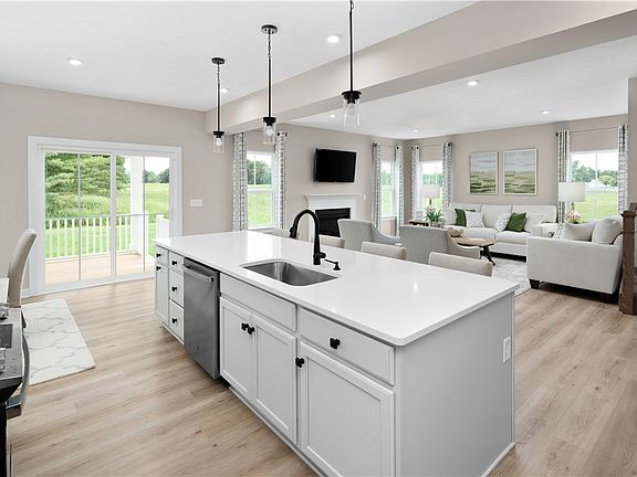 4th image of 208 Winthrop Dr