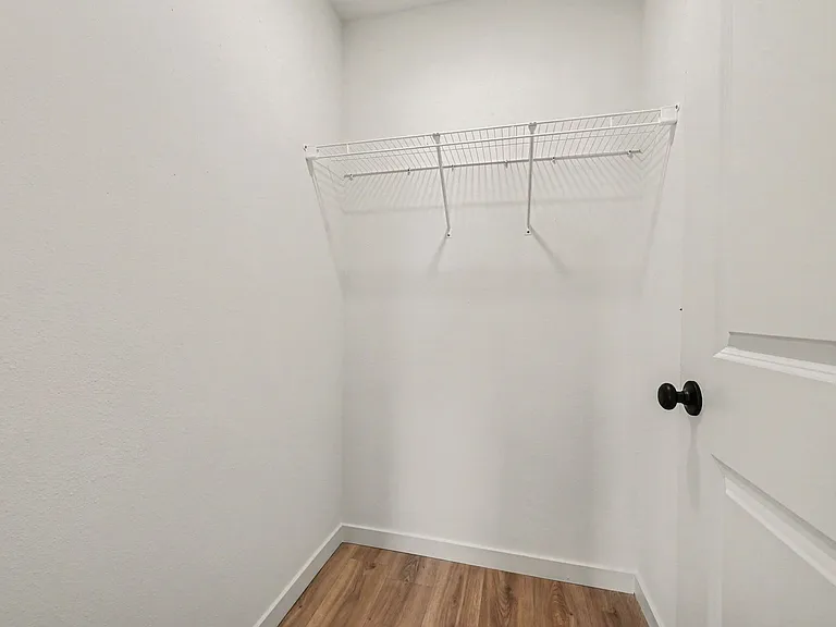 1635 Reagan Dr — Photo 9