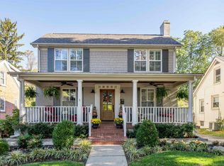 417 Cochran Rd, Lexington, KY 40502