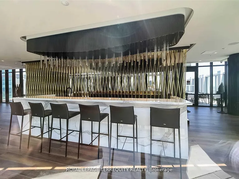1 Yorkville Ave #4202 — Photo 9