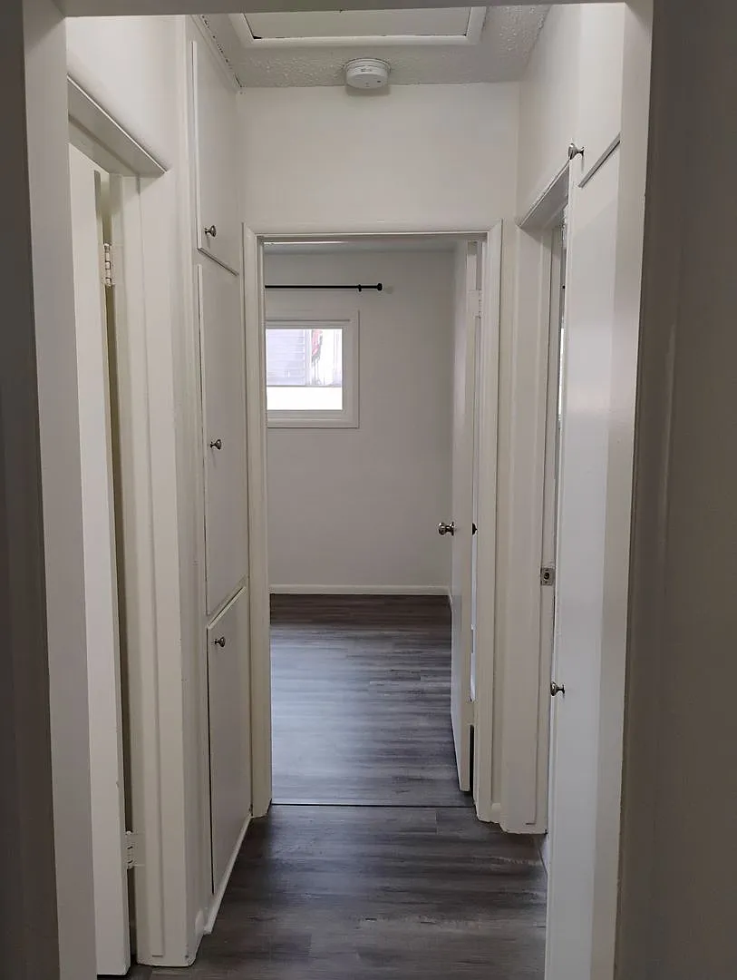 5311 Lexington Ave — Photo 2