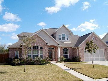 1st image of 1311 Cambridge Dr