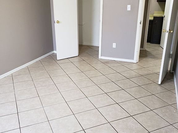 5th image of 5825 NW 34th St #6