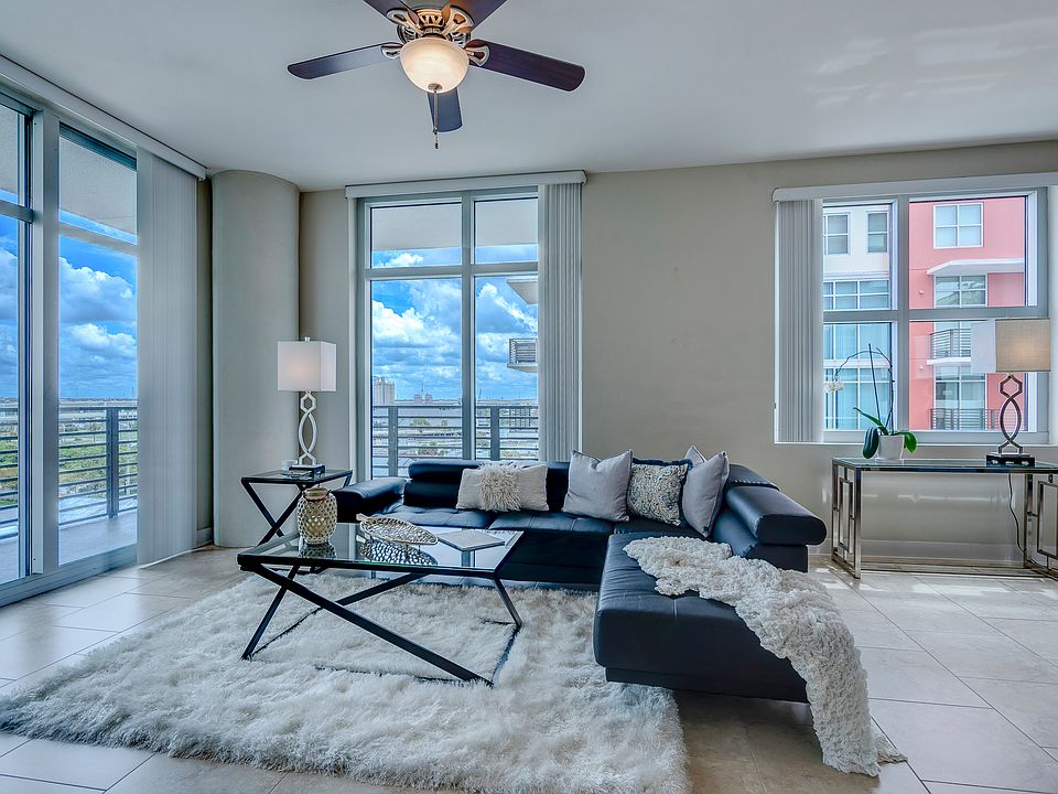 Showings 727.492.2232 