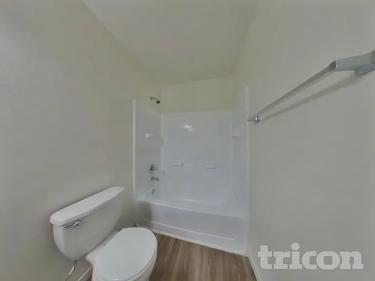 2283 E Palm Beach Dr — Photo 4