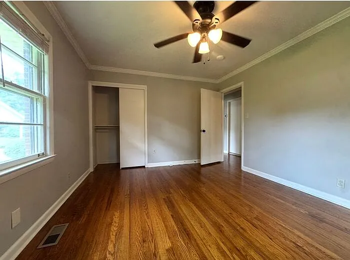 817 Chambers Dr NE — Photo 21