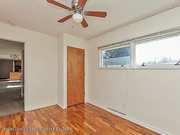 2nd image of 2308 W Grand River Ave