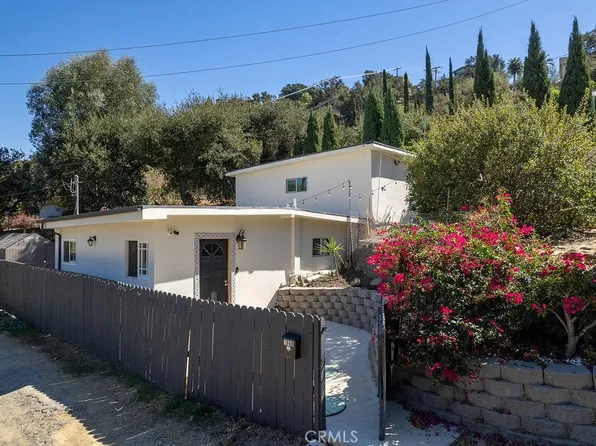 1068 Loma Ln, Simi Valley, CA 93063