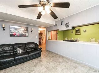 1272 White Plains Rd, Bronx, NY 10472