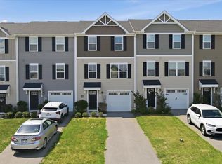 76 Chincoteague Ln, Martinsburg, WV 25403