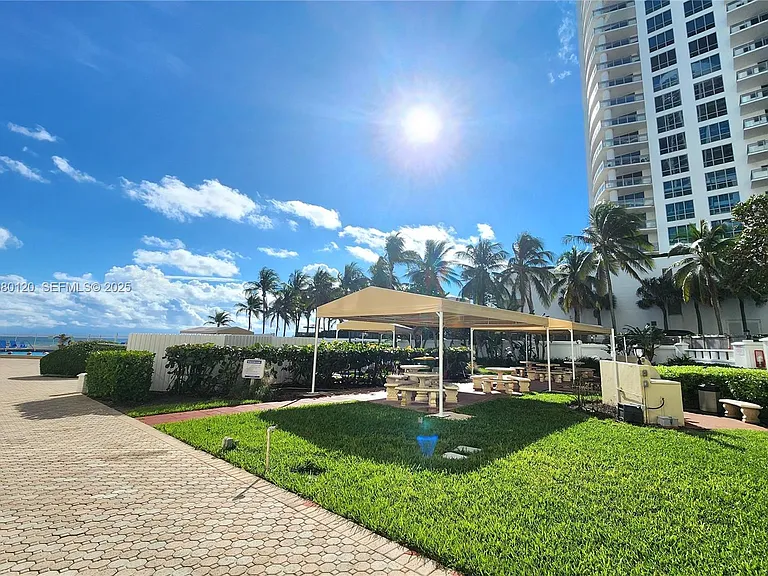3505 S Ocean Dr #407 — Photo 29