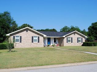 916 Trailmore Cir, Sumter, SC 29154