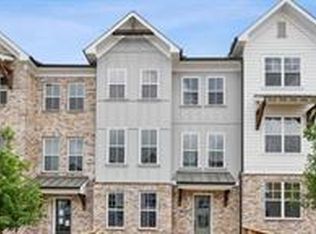 1543 Harvest Park Ln, Suwanee, GA 30024