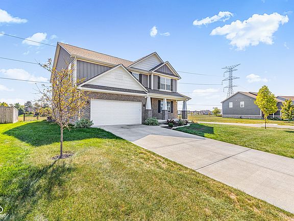 3rd image of 6069 N Cedarwood Dr