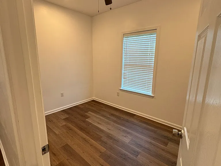 3216 Toledano St — Photo 12