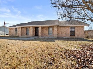 427 S Holly Hill Cir, Westlake, LA 70669