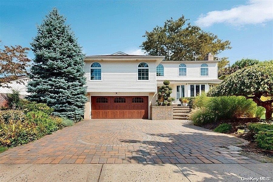 1st image of 1435 Sherwood Drive