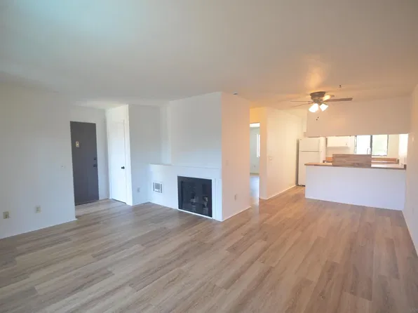 10343 Caminito Aralia APT 60, San Diego, CA 92131