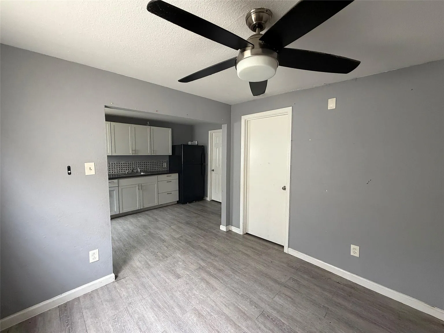 1 bed, 1.0 bath, 500 sqft, $670 — Photo 4