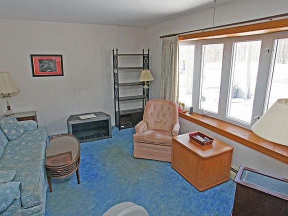 3rd image of 66 Tall Oaks Dr