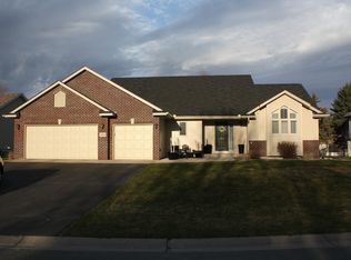 20902 Idaho Ave, Lakeville, MN 55044