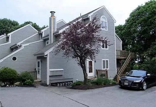 2 bed, 1100 sqft, $2,100 — Photo 1