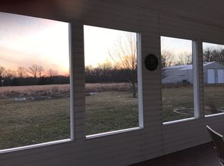 16416 Collins Rd, Johnston City, IL 62951