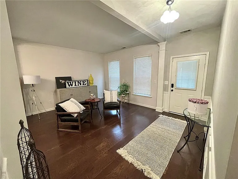 2584 Alvecot Cir SE — Photo 8