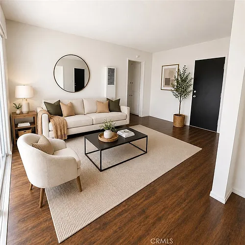 218 E Hyde Park Blvd Photo 1