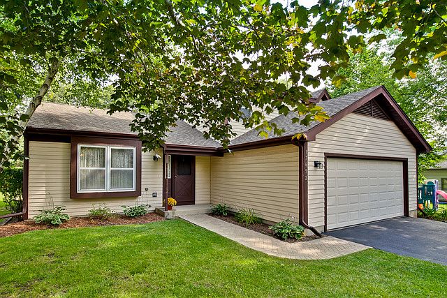 1st image of 17652 W Windslow Dr